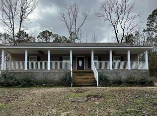 55 Mount Springs Rd, Batesville, AR 72501