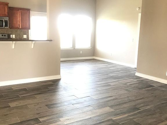 2nd image of 18233 Piedra Dr