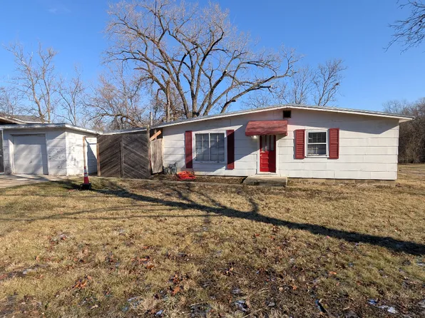 5S501 Tuthill Rd, Naperville, IL 60563