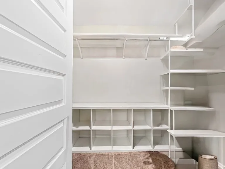 10643 W Military Dr #33 — Photo 23