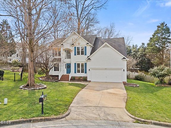 3rd image of 117 Old Bridge Ln