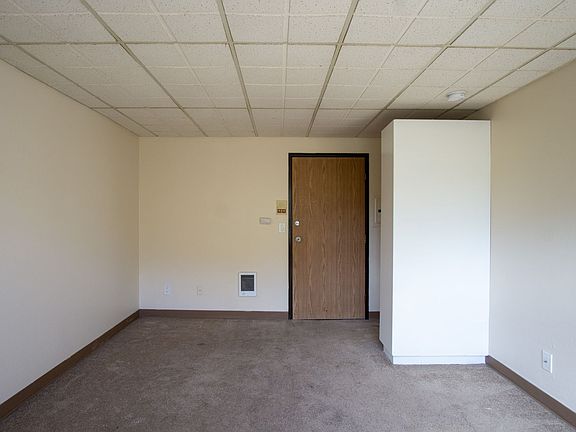 5th image of 1715 NW Marshall St APT 205