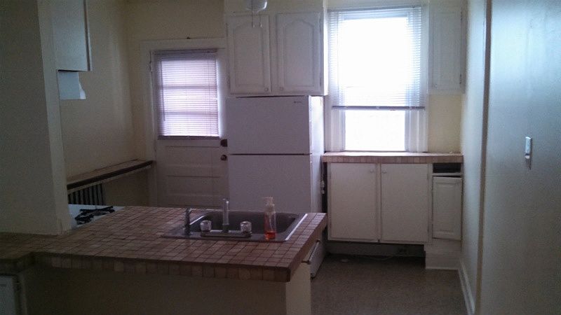 2nd image of 920 S 19th St #1