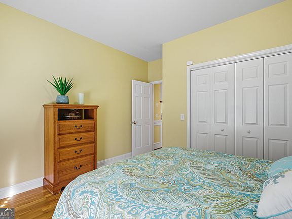 32nd image of 1091 Echota Rd