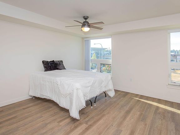 3rd image of 15300 33rd Ave S #N532