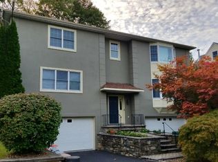53 Prince St FLOOR 2, Hastings On Hudson, NY 10706