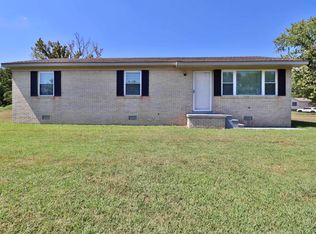 56 Riddick St, Gates, TN 38037