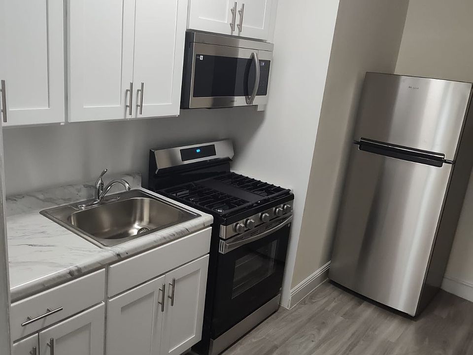 1st image of 13906 Pershing Cres APT 1K
