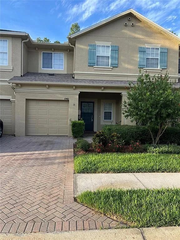 3 bed, 2.5 bath, 1846 sqft, $2,200 — Photo 2