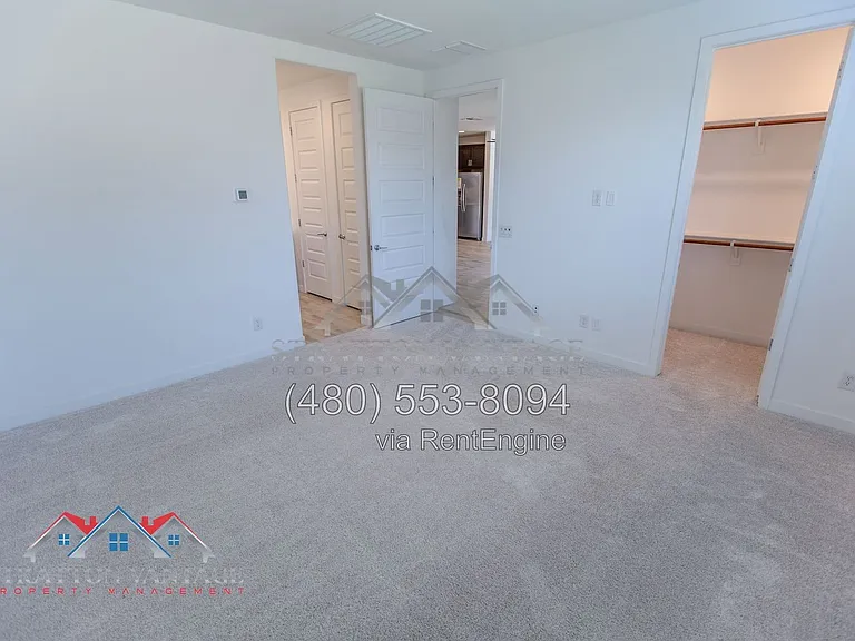 4204 E Enmark Dr — Photo 32
