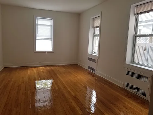 Rented by Max & Associates Realty Corp | media 12