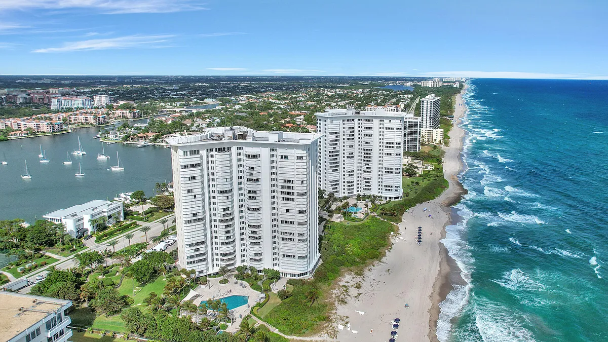 Building Photo - 500 S Ocean Blvd #1009