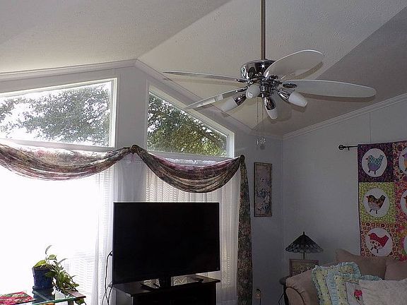 4th image of 3157 Waters Bend Ln