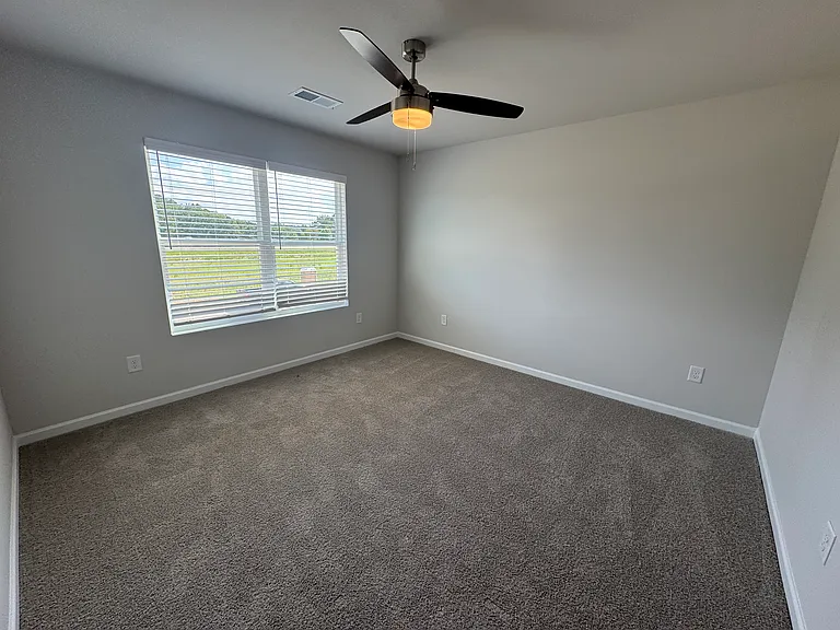 173 Driftwood Ln — Photo 10