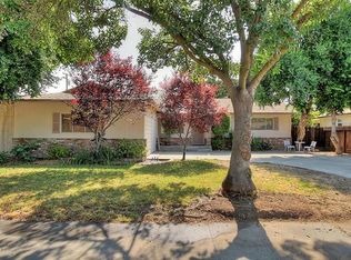2212 Dana Ln, Modesto, CA 95350