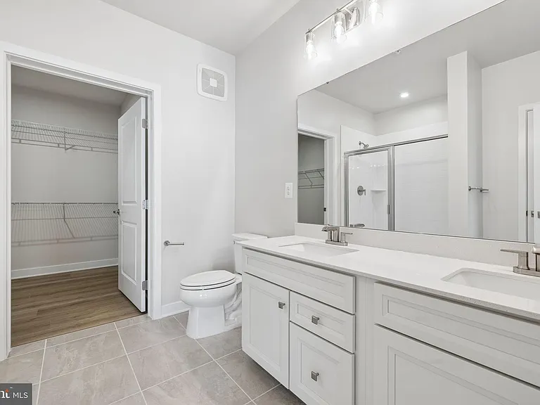 1611 Potomac Shores Pkwy #401 — Photo 24