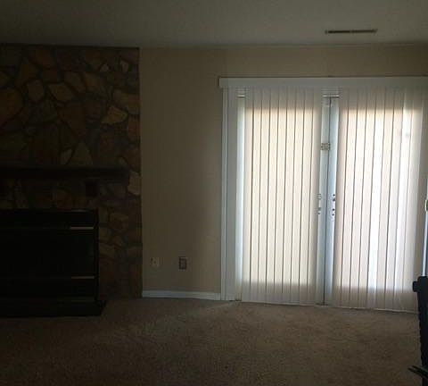Livingroom, patio door