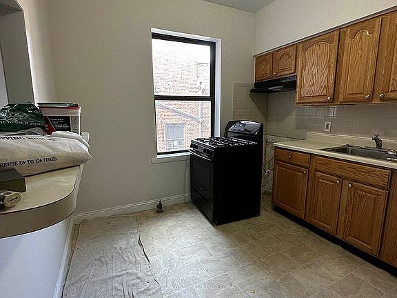 4th image of 45-55 41st St APT 4F