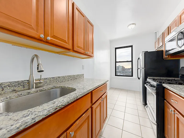 43-23 40th St #3C — Photo 3