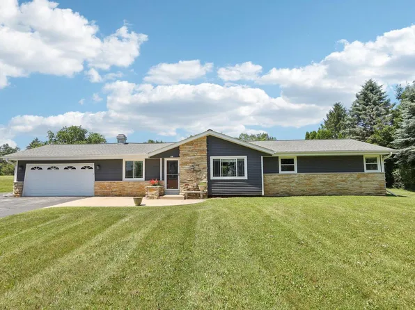605 Amy Belle ROAD, Colgate, WI 53017