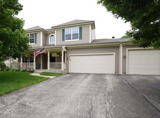 899 Breeze Dr, Lake Villa, IL