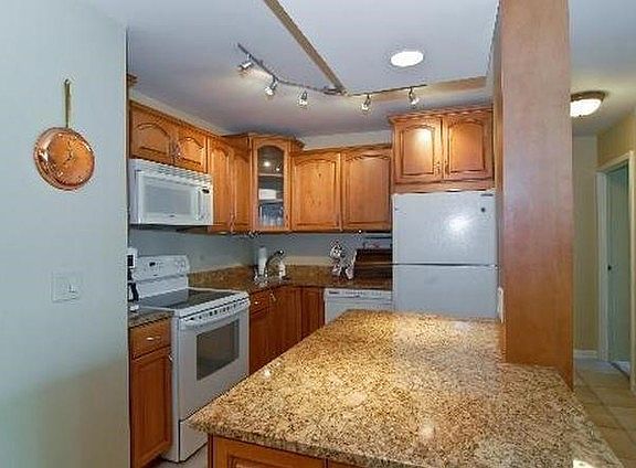 5th image of 155 N Harbor Dr APT 502
