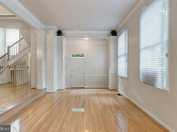 2nd image of 11901 Castlegate Ct #37