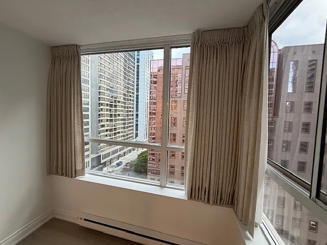 711 Bay St #1318 — Photo 21