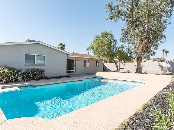 3rd image of 11837 N 45th Dr