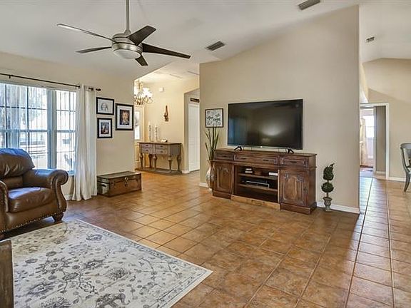5th image of 3620 SE 130th Pl