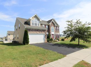 37 Sparkling Brook Rd, Ranson, WV 25438