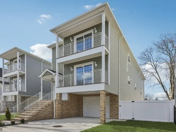 139 N 15th St #2, East Orange, NJ 07017