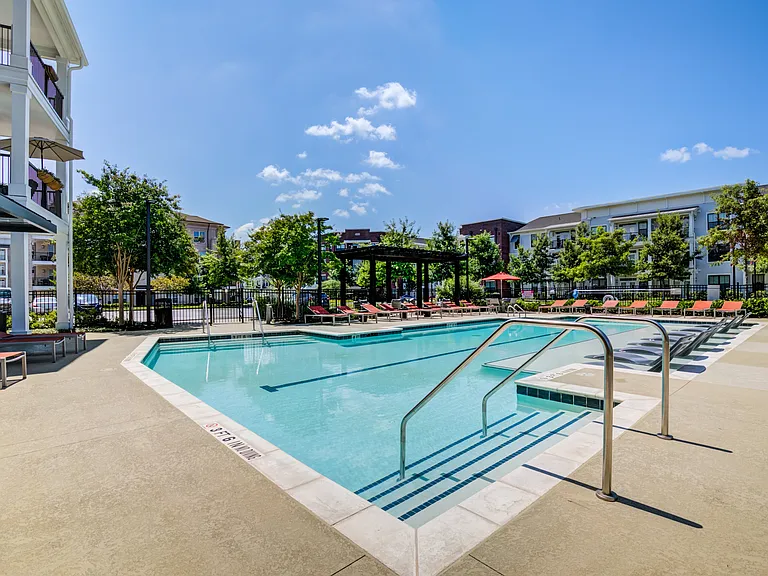 The Flats at Southlawn Apartments — Photo 7