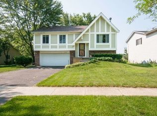 1147 Quail Run Ave, Bolingbrook, IL 60490