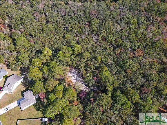 3rd image of 150 Archer Rd