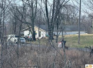 3869 Weed Keltner Rd, Gradyville, KY 42742