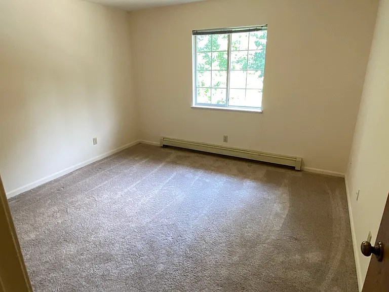 Autumn Ridge Apartments — Photo 22