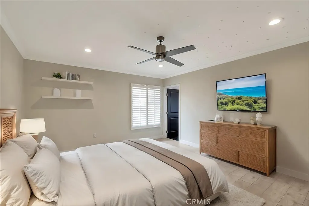 5 bed, 1778 sqft, $5,460 — Photo 3