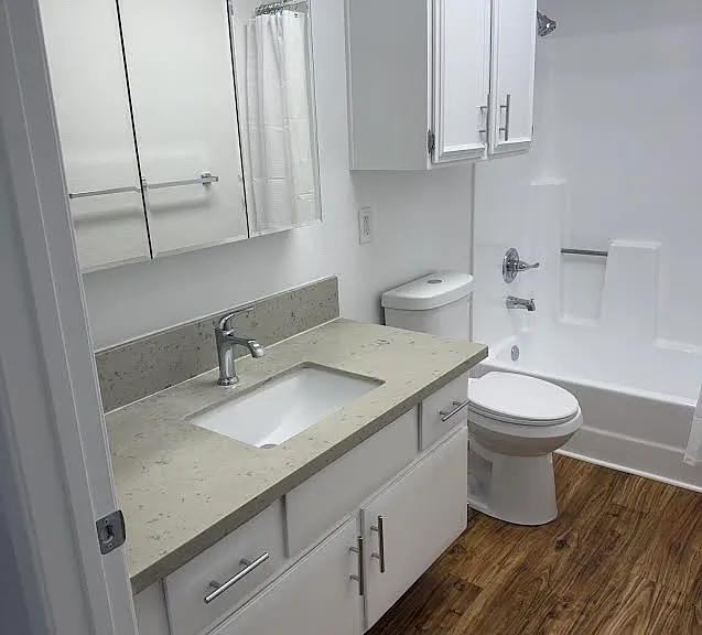 1643 W 257th St #7 — Photo 4