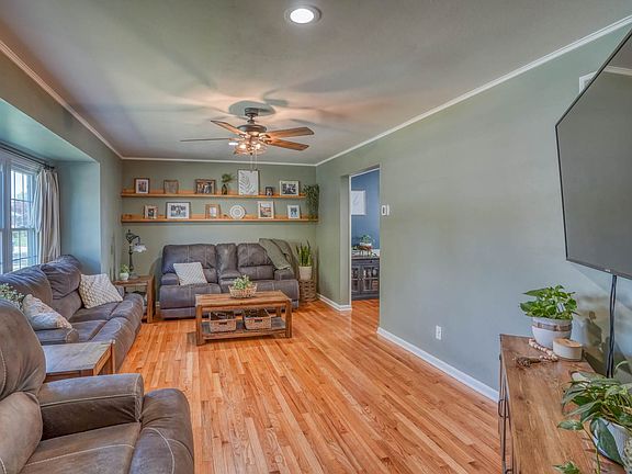 2nd image of 139 Carter Ln