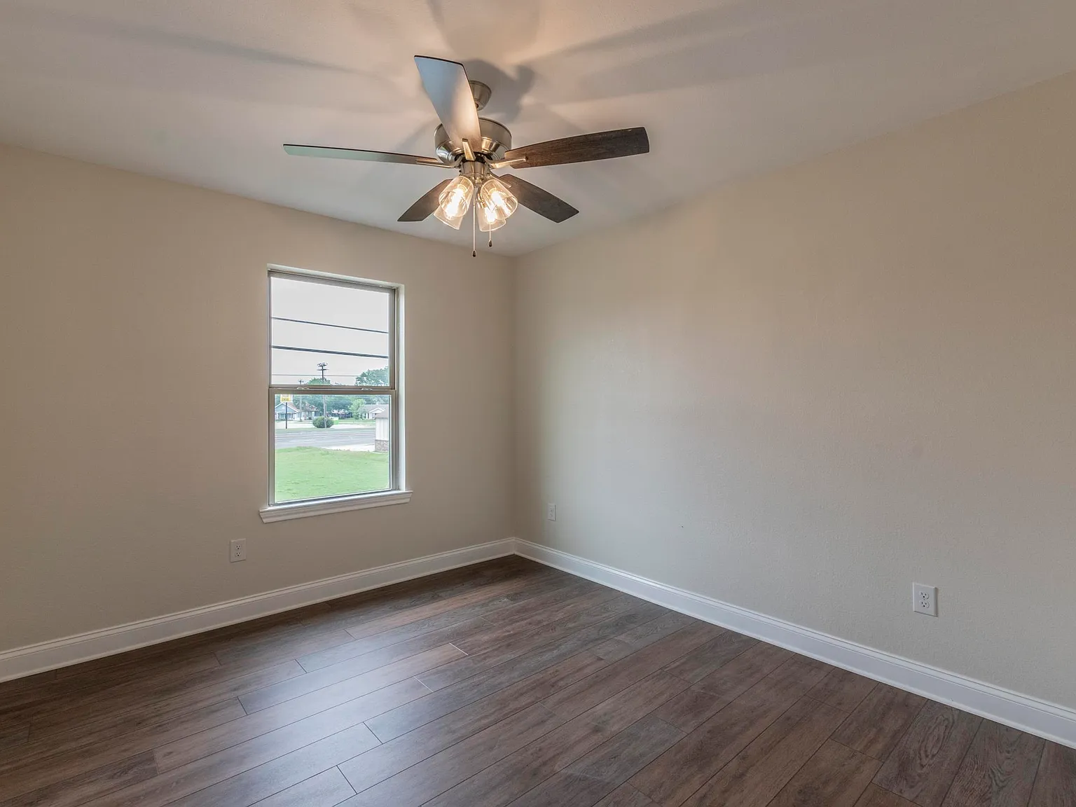 126 Patriot Circle — Photo 4