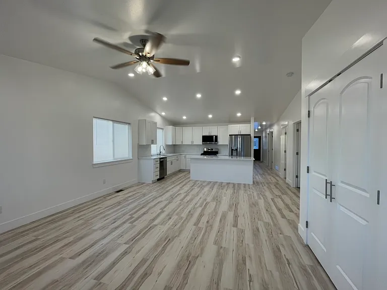 1709 N Williwaw Way #1 — Photo 3