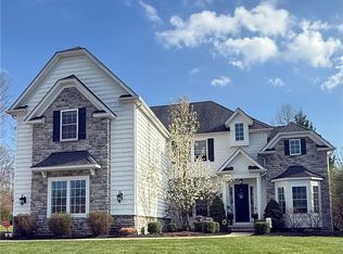 11530 Monarch Ct, Concord Township, OH