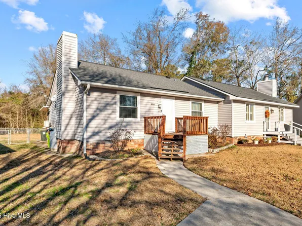 3214 Deer Path Circle, New Bern, NC 28560