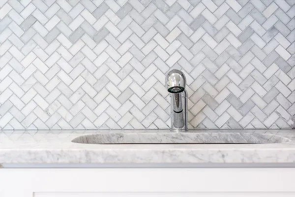 Rented by Bold New York | media 10