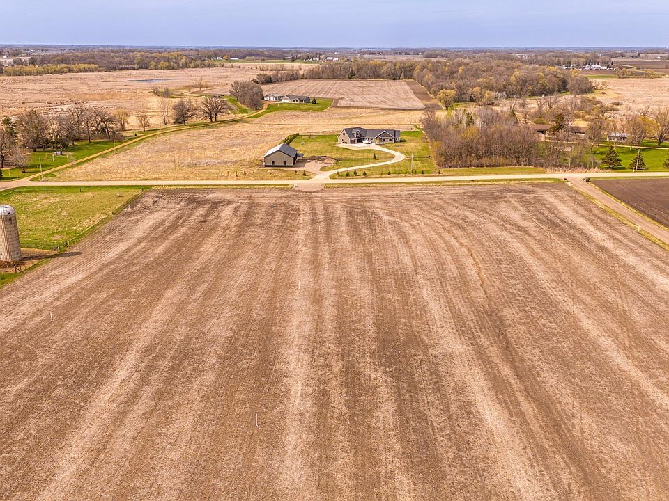 2nd image of 300th St