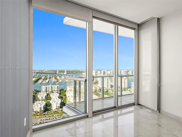 17001 Collins Ave #4208 — Photo 31