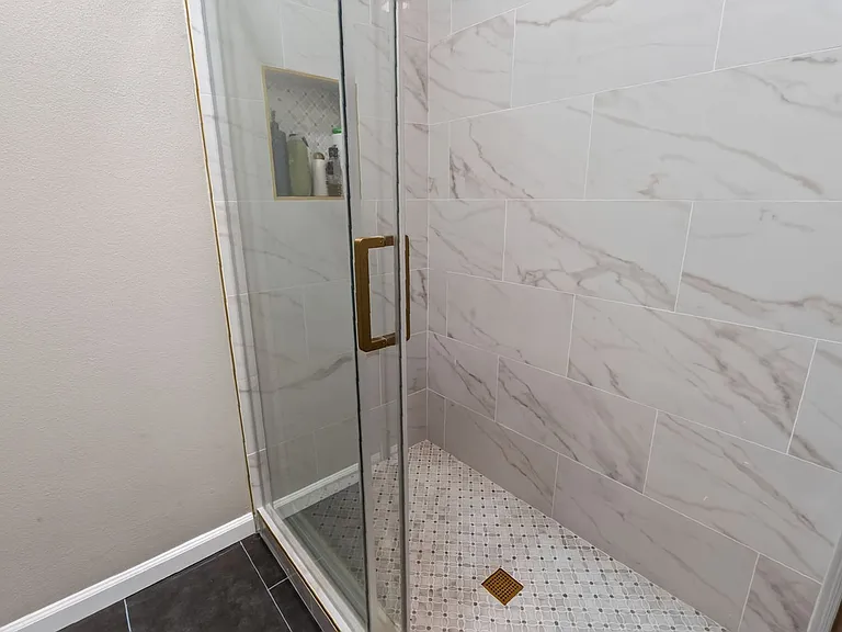 880 La Terraza Blvd #3 — Photo 11
