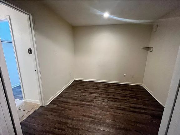 3rd image of 2815 Rio Grande St APT 107