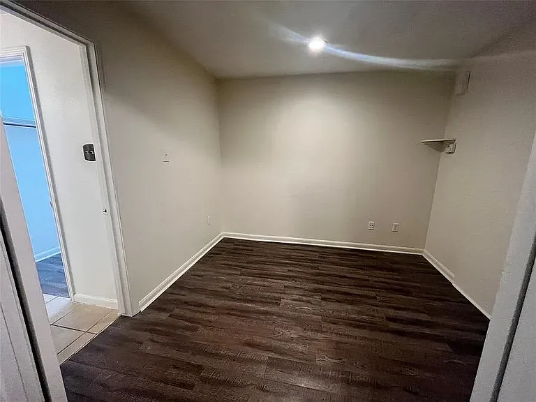2815 Rio Grande St #107 — Photo 3